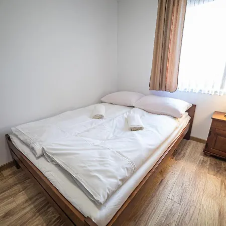 Chatki Nad Potokiem Holiday home Gronkow