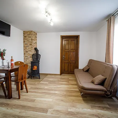 Holiday home Chatki Nad Potokiem Gronkow